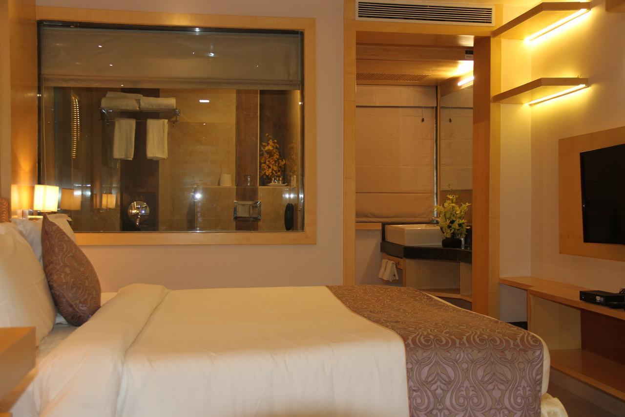Hotel Golden Gate Indore Exterior foto