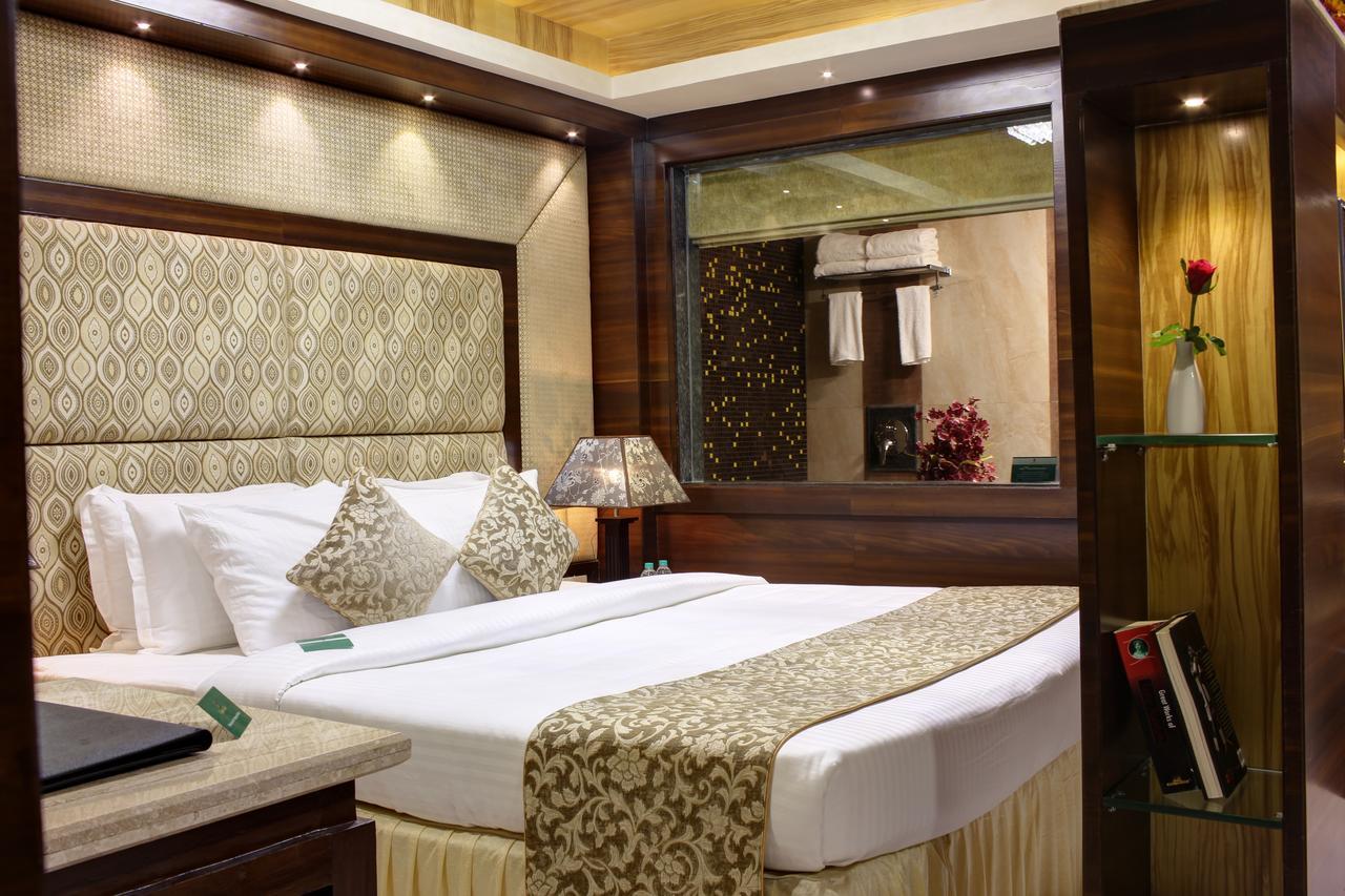 Hotel Golden Gate Indore Exterior foto