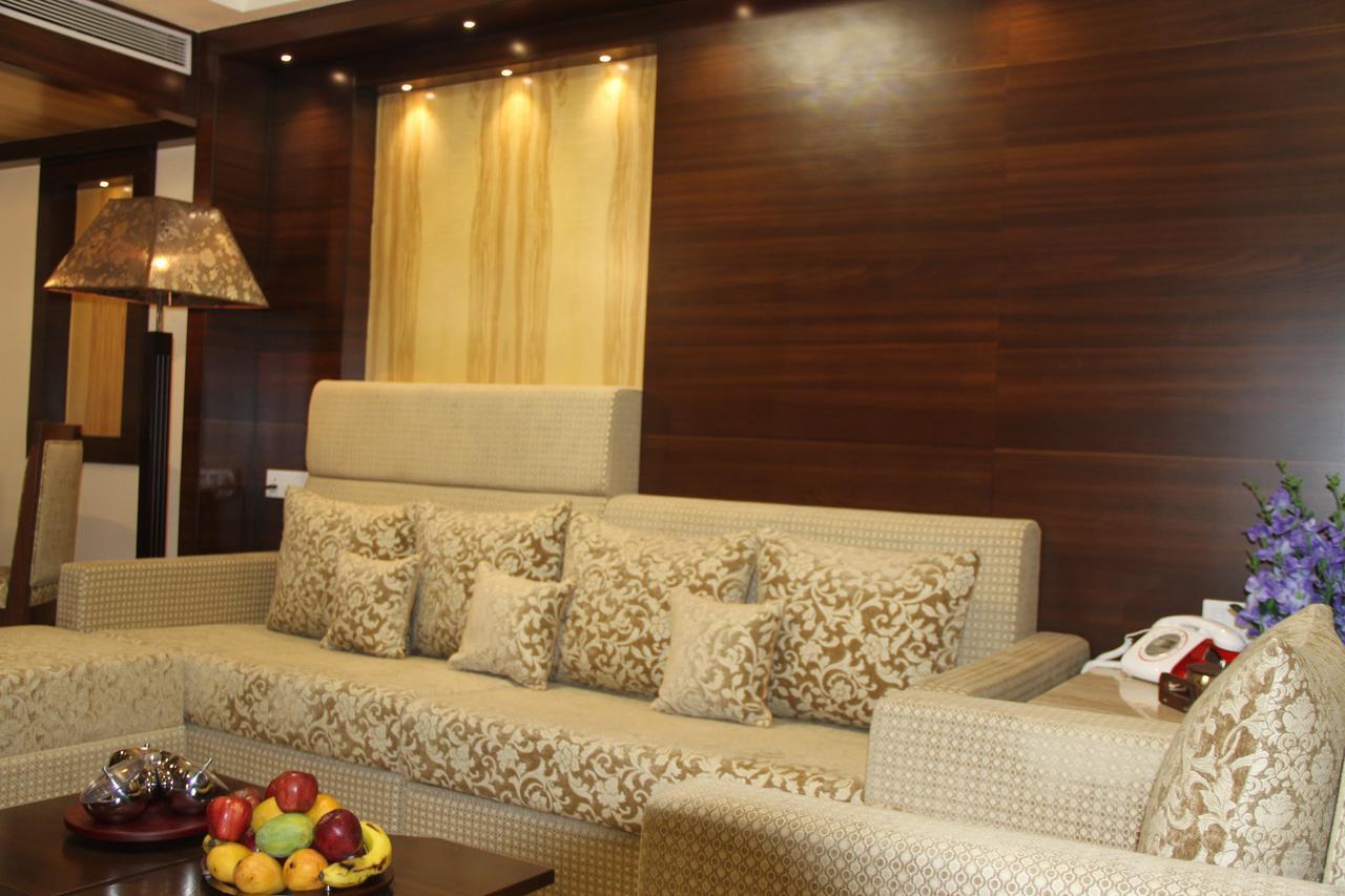 Hotel Golden Gate Indore Exterior foto