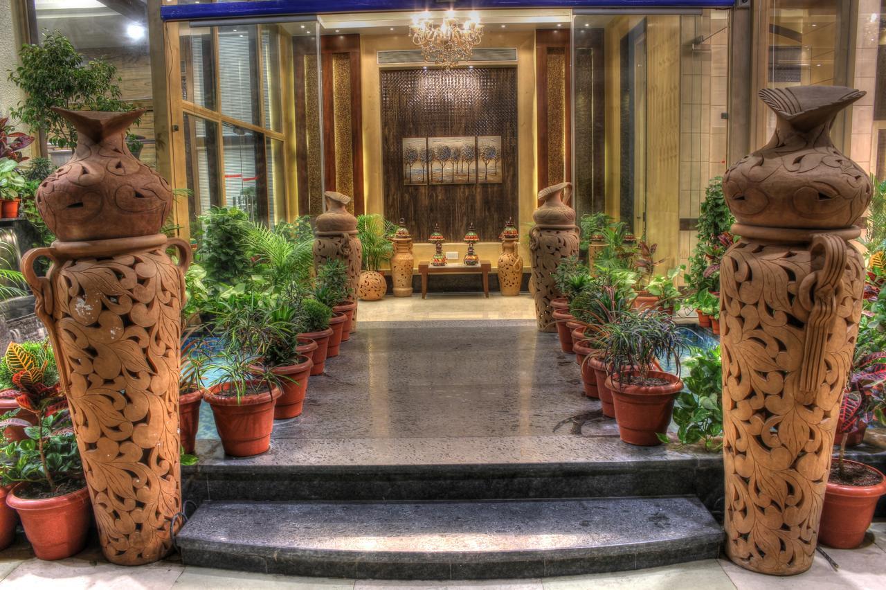 Hotel Golden Gate Indore Exterior foto